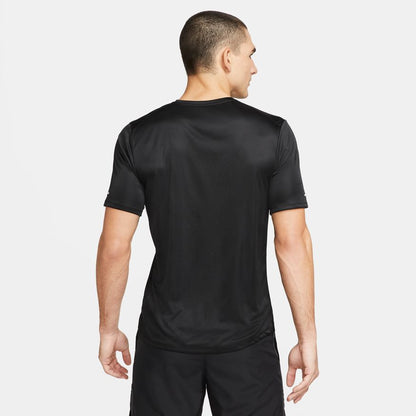 NA-K39 (Nike drifit wild run miler short sleeve tee black/white) 82293325 NIKE