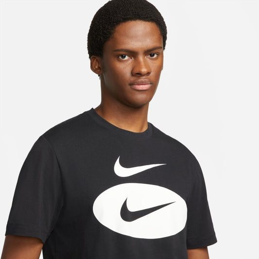 NA-C35 (M nike sportswear swoosh oval hbr tee black/white) 22292302 NIKE