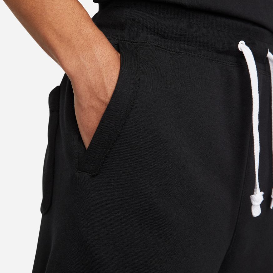 NA-E35 (M nike sportswear sports essentials french terry alumni shorts black/white) 22293836 NIKE