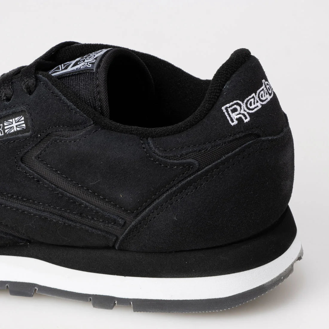 R-O13 (Reebok classic leather black/black/white) 122298700 REEBOK