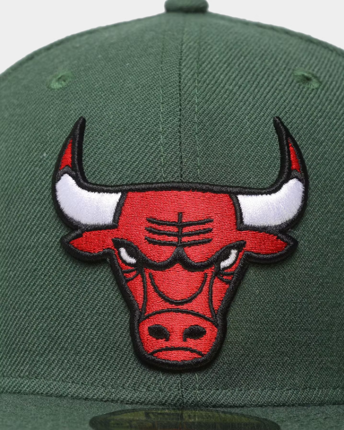 NEC-N38 (5950 Chicago bulls Q222 rifle green otc fitted hat) 62294000 NEW ERA