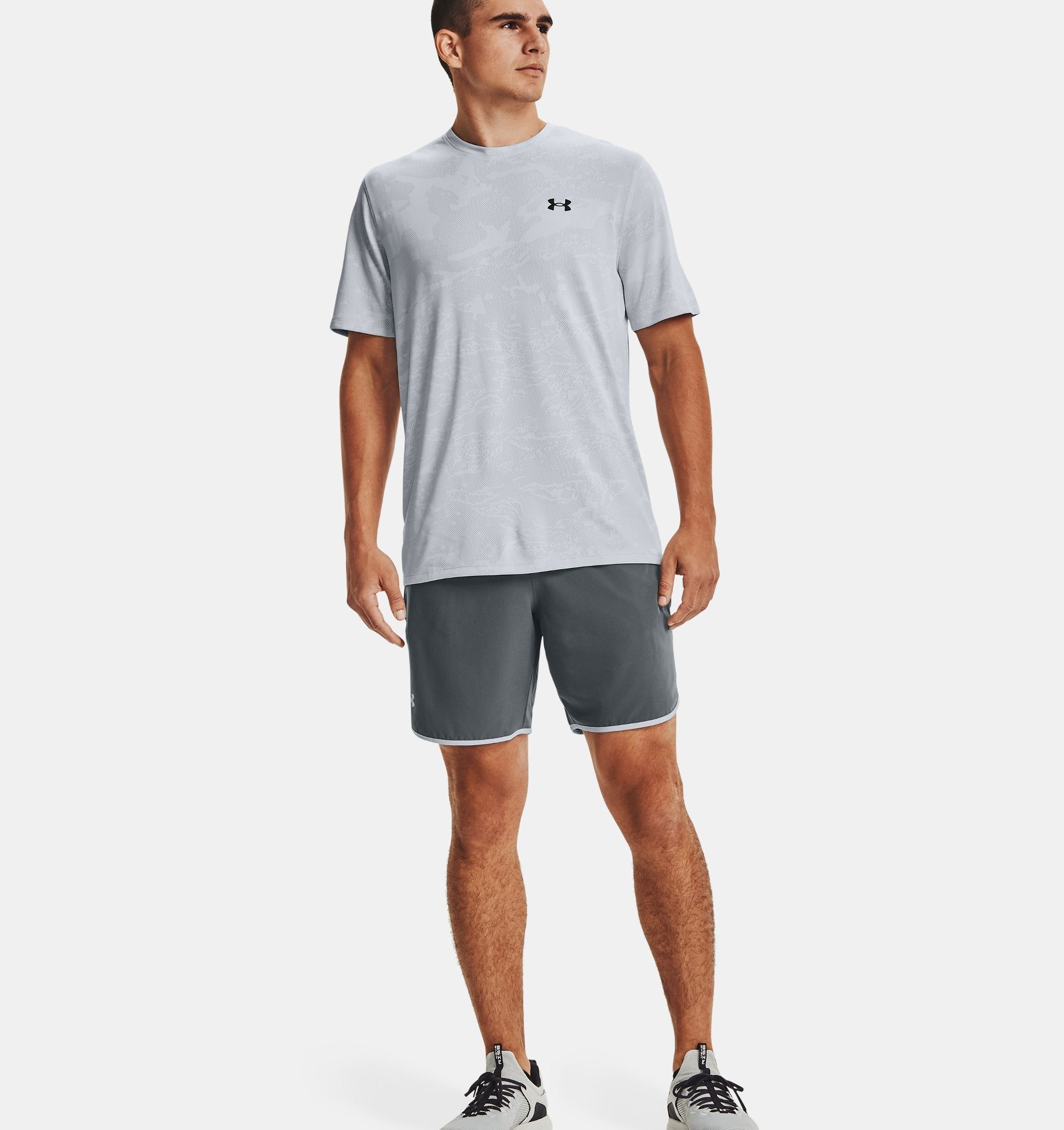 UAA-R7 (Mens woven train shorts pitch gray/mod gray) 52292608 UNDER ARMOUR