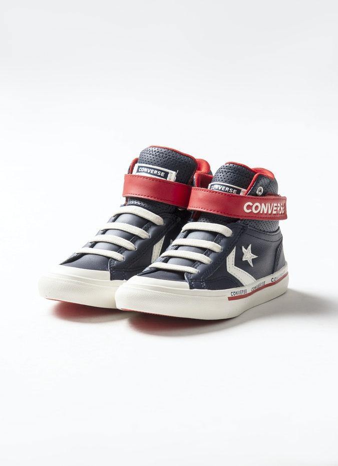 CT-T33 (Kid pro blaze strap hi obsidian/egret/university red) 102093500 - Otahuhu Shoes