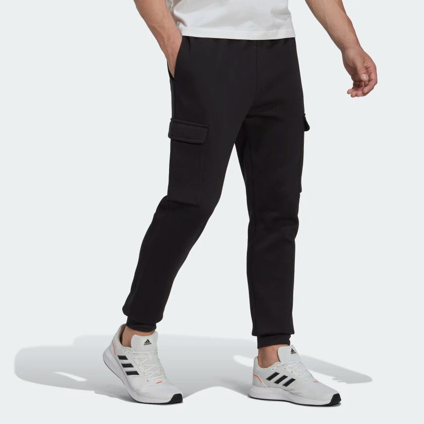 AA-D15 (Adidas essentials fleece regular tapered cargo pants black/white) 72294605 ADIDAS