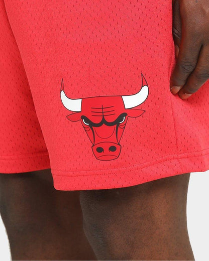 MNA-J8 (Basic mesh court short bulls red) 22194347 - Otahuhu Shoes