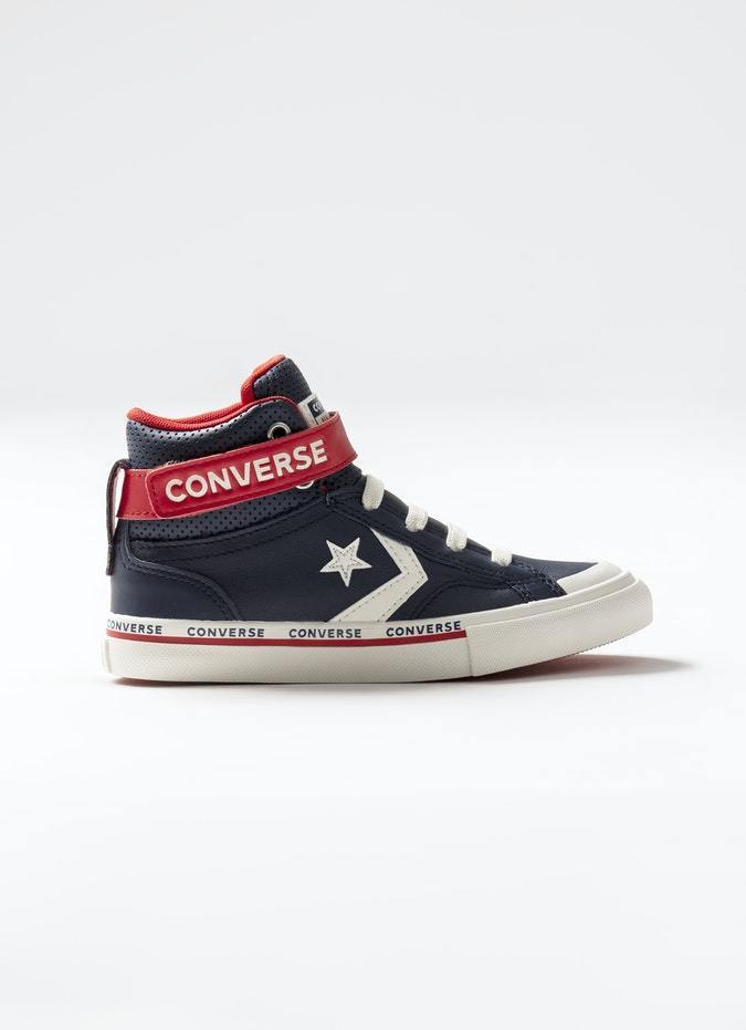 CT-T33 (Kid pro blaze strap hi obsidian/egret/university red) 102093500 - Otahuhu Shoes