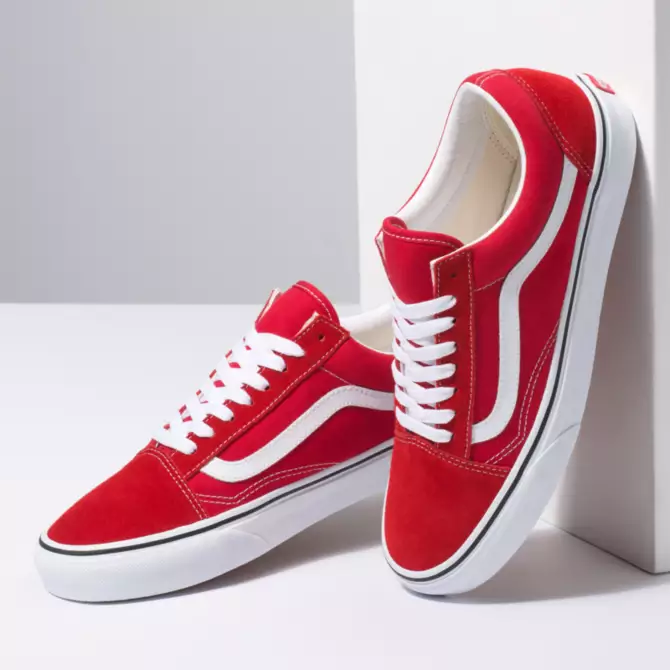 V-H12 (OLD SKOOL RCGN RED/TRU WHT) 111995763 - Otahuhu Shoes