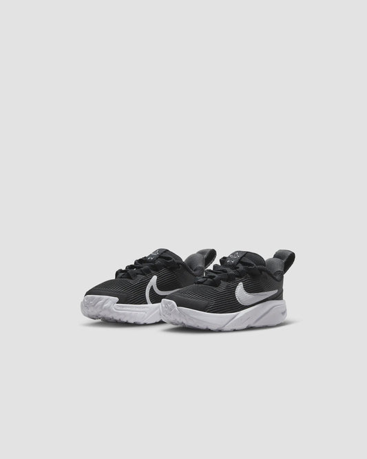 N-K136 (Nike star runner 4 nn black/white) 92394092