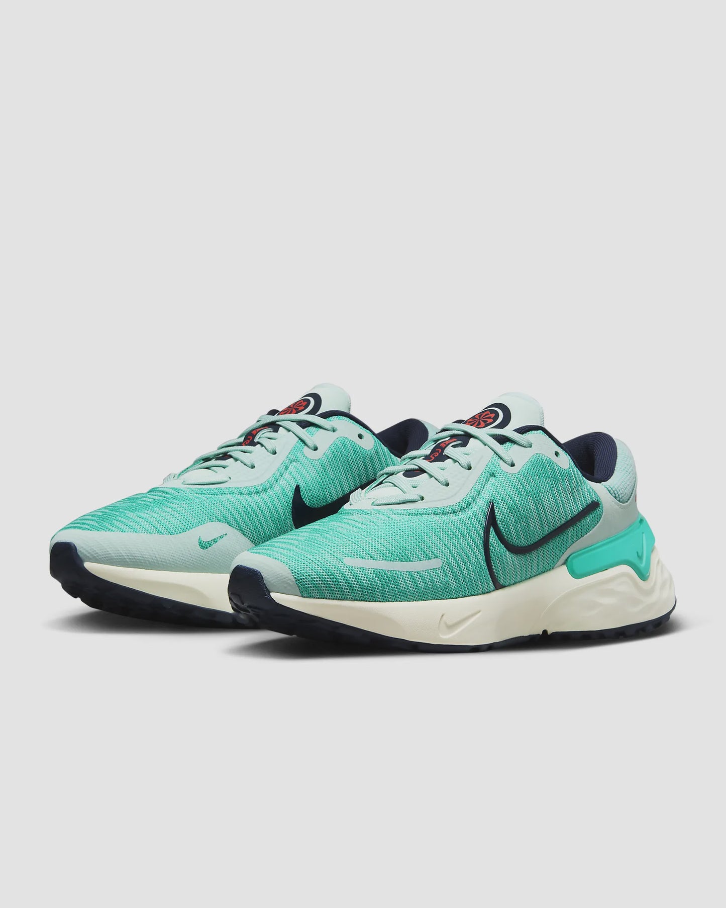 N-G136 (Nike womens renew run 4 jade ice/obsidian/jade clear) 92398184