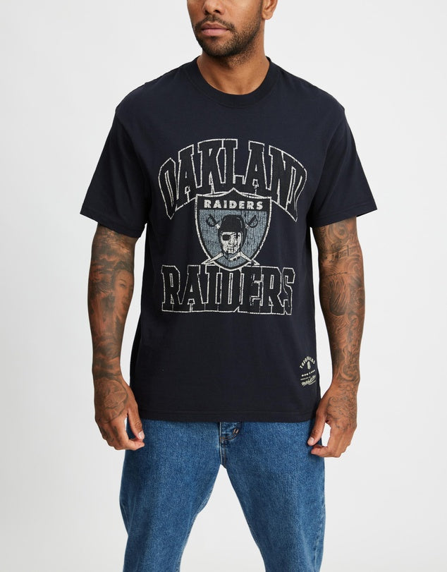 MNA-Y17 (Vintage nfl ivy arch tee raiders faded black) 122193478 MITCHELL AND NESS