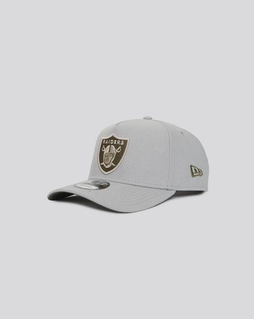 NEC-L32 (940AF La raiders Q421 med silver olive stn osfm) 112192450 NEW ERA