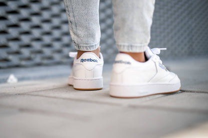 R-B12 (Club C 85 white/royal gum) 12197675 REEBOK